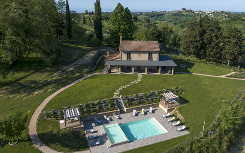 Agriresort Bacaringhe 13: Herbe, Piscine, Lot Terre, Domicile, Biens, Chalet, Ferme, Jardin, Pelouse, Aménagement Paysager