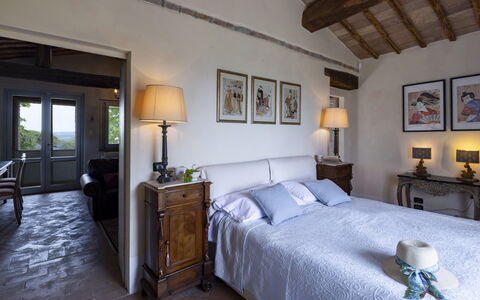 Villa Aperolli 4: Meubles, Lit, Chambre, Mur, Drap De Lit, Literie, Domicile, Cadre De Lit, Maison, Design Intérieur