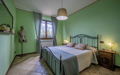 Podere Gellino 14: Meubles, Design Intérieur, Lit, Chambre, Plafond, Pièce, Sol, Sol, Literie, Drap De Lit