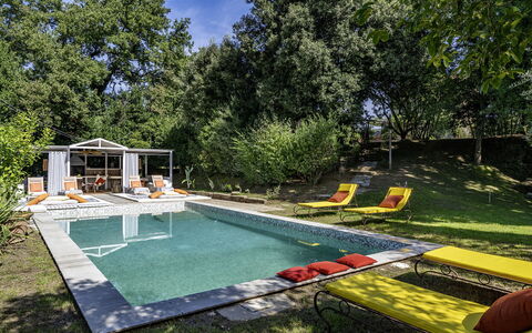 Case Novole 10: Piscine, Jardin, Recours, Mobilier De Jardin, Loisir, Eco Hôtel, Arrière-Cour, Chaise, Ombre, Aménagement Paysager