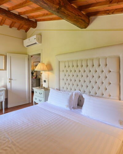 Villa Ginevra 12: Recours, Hôtel, Villa, Piscine, Ville Resort, Lampe, Hôtel Boutique, Plante D'Appartement