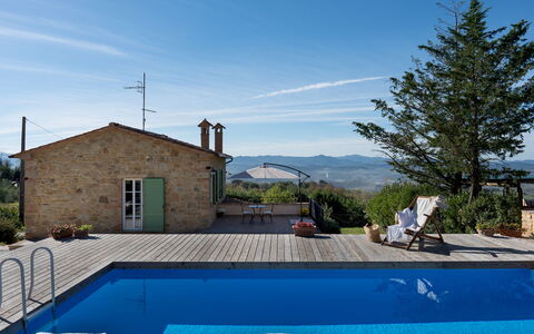 Villino Ariachiara 6: Bleu, Piscine, Mobilier De Jardin, Chalet, Chaise, Eco Hôtel, Biens, Villa, Pot De Fleur, Plante D'Appartement