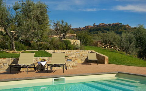Terra San Raffaele 10+3: Piscine, Lot Terre, Jardin, Biens, Aménagement Paysager, Hacienda, Mobilier De Jardin, Recours, Villa, Balancelle