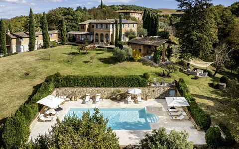 Podere Vernine di Sotto 14: Biens, Arbuste, Domicile, Jardin, Ferme, Aménagement Paysager, Manoir, Villa, Hacienda, Chalet