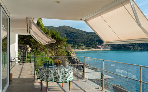 Villa Il Faro 10: Cotiers Et Relief Océaniques, Côte, Mer, Ombre, Océan, Balcon, Eco Hôtel, Baie, Chaise, Tropiques