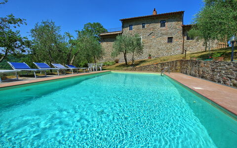 Poggio Conca: Piscine, Propriété, Loisir, L'Eau, Bleu Azur, Immobilier, Biens, Maison, Bâtiment, Villa