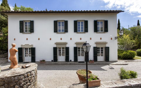 Vittoria: Propriété, Maison, Bâtiment, Domicile, Biens, Immobilier, Manoir, Façade, Villa, Architecture