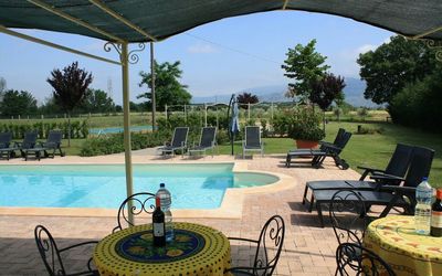 La Mucchia: Propriété, Piscine, Patio, Domicile, Ombre, Bâtiment, Immobilier, Biens, Maison, Recours