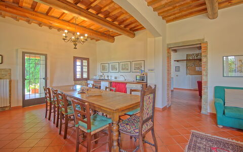 Il Frantoio: Pièce, Propriété, Bâtiment, Meubles, Salle À Manger, Maison, Immobilier, Plafond, Table, Design Intérieur