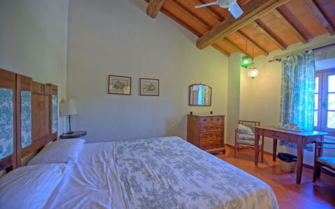 Il Frantoio: Chambre, Pièce, Propriété, Meubles, Lit, Bâtiment, Maison, Plafond, Immobilier, Design Intérieur