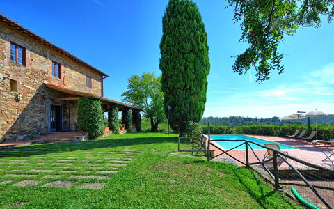 Il Frantoio: Vert, La Nature, Propriété, Végétation, Maison, Paysage Naturel, Architecture, Arbre, Herbe, Ciel
