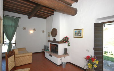 Monte 1: Pièce, Propriété, Bâtiment, Meubles, Maison, Design Intérieur, Plafond, Salon, Immobilier, Sol