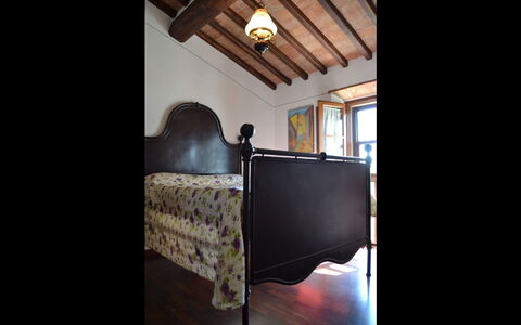 Fattoria la Gabola: Propriété, Pièce, Meubles, Bâtiment, Design Intérieur, Maison, Architecture, Immobilier, Domicile, Grenier