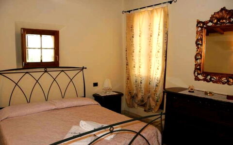 Pieve di Sant Ippolito: Chambre, Pièce, Lit, Meubles, Propriété, Drap De Lit, Cadre De Lit, Design Intérieur, Literie, Matelas