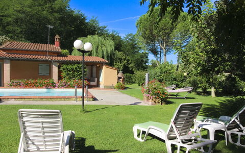 Pagliazzone: Piscine, Mobilier De Jardin, Recours, Arrière-Cour, Pelouse, Jardin, Cour, Ombre, Biens, Eco Hôtel
