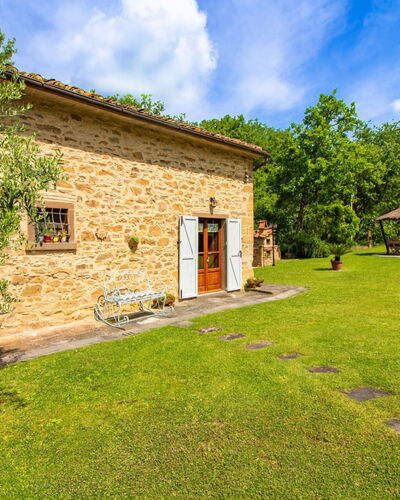 La Casa di Pino: Piscine, Recours, Jardin, Eco Hôtel, Mobilier De Jardin, Thermes, Caractéristique De L'Eau, Ombre, Biens, Aménagement Paysager