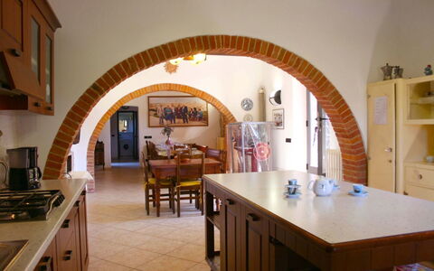 Casa Felice: Propriété, Cambre, Pièce, Bâtiment, Architecture, Design Intérieur, Maison, Immobilier, Meubles, Cuisine