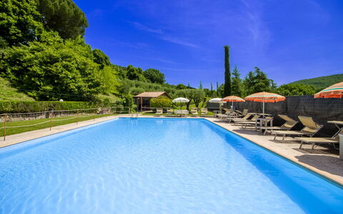 Casale Aiola: Piscine, Eco Hôtel, Recours