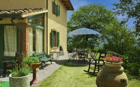 La Rogaia: Parapluie, Meubles, Mobilier De Jardin, Ombre, Chaise, Tableau De Plein Air, Pot De Fleur, Piscine, Conception, Plante D'Appartement