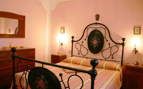 Podere San Bono: Pièce, Propriété, Meubles, Design Intérieur, Bâtiment, Maison, Chambre