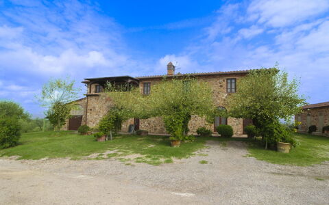 Casa Bella: Jardin, Chalet, Ferme, Ombre, Aménagement Paysager, Biens, Cour, Arrière-Cour, Mur De Pierre, Hacienda
