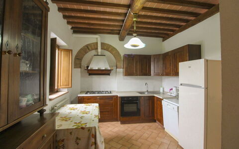 Casa Bella: Design Intérieur, Meubles, Cuisine, Sol, Appareil De Cuisine, Bois, Comptoir, Plafond, Cabinetry, Sol