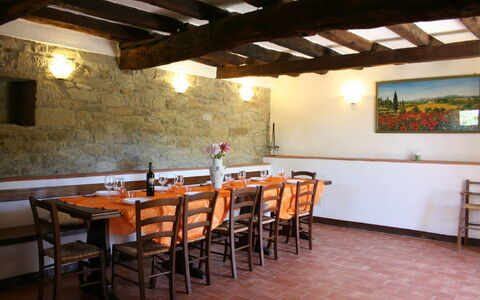 Borgo Antico: Bâtiment, Propriété, Restaurant, Pièce, Table, Design Intérieur, Sol, Meubles, Immobilier, Maison