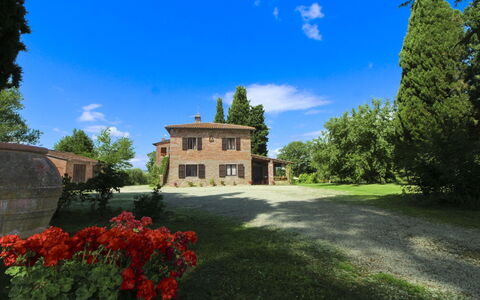 Villa Cecilia: Maison, Domicile, Biens, Chalet, Pelouse, Jardin, Aménagement Paysager, Ferme, Hacienda, Cour