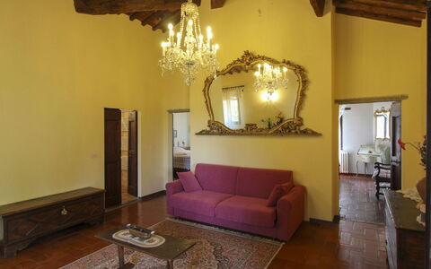 Villa Cecilia: Meubles, Design Intérieur, Mur, Sol, Sol, Canapé, Bois, Plafond, Pièce, Salon