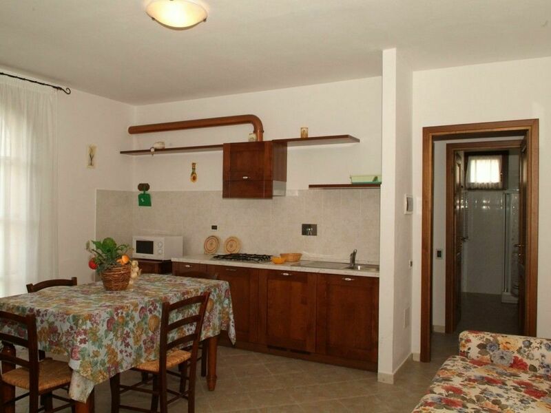 Living room/ kitchen area