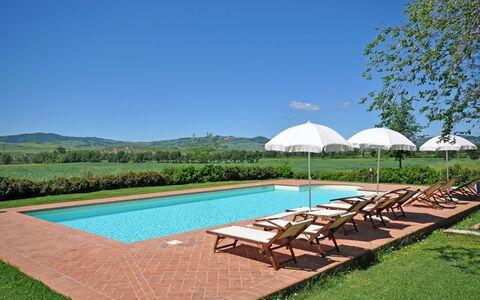 Pienza: Piscine, Propriété, Paysage Naturel, Herbe, Immobilier, Recours, Loisir, Maison, Biens, Eco Hôtel