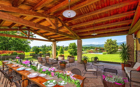 Podere Sant'angelo: Propriété, Immobilier, Bâtiment, Biens, Recours, Pièce, Patio, Maison, Porche, Design Intérieur