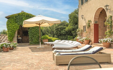 Centolivi 14: Biens, Mobilier De Jardin, Hacienda, Villa, Jardin, Cour, Aménagement Paysager, Pot De Fleur, Manoir, Brique