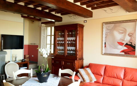 Nel Guasto: Salon, Pièce, Design Intérieur, Propriété, Meubles, Bâtiment, Plafond, Domicile, Maison, Mur