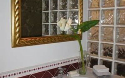 Washbasin with real marble