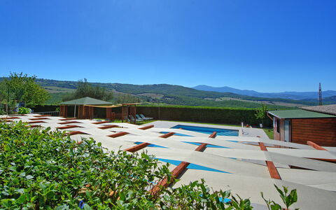 Cerretalta: Ciel, Lot Terre, Toit, Zone Rurale, Immobilier, Ferme, Architecture, Paysage, Domicile, Maison