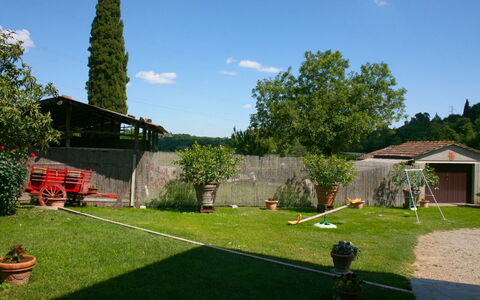 Casa Antica: Ciel, Nuage, Plante, Arbre, Lot Terre, Pot De Fleur, Chalet, Loisir, Arbuste, Herbe