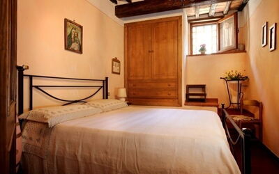 Double room in apartment Il Suono.