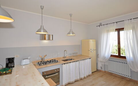 Villa Cassia: Propriété, Pièce, Meubles, Bâtiment, Sol, Design Intérieur, Maison, Cuisine, Immobilier, Plafond