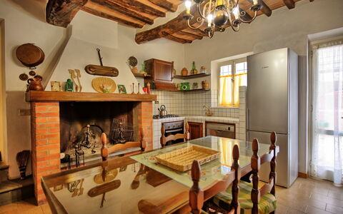 Villa Buonaparte: Pièce, Plafond, Propriété, Design Intérieur, Bâtiment, Meubles, Maison, Salon, Domicile, Immobilier