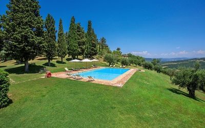 Bastia: Propriété, Piscine, Herbe, Paysage Naturel, Lot Terre, Biens, Villa, Immobilier, Maison, Bâtiment