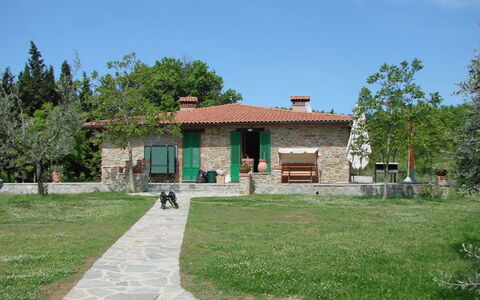 Civitella: Propriété, Maison, Domicile, Immobilier, Bâtiment, Lot Terre, Zone Résidentielle, Biens, Cour, Chalet