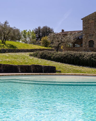 Villa Ferdinando: Piscine, Biens, Jardin, Hacienda, Ferme, Aménagement Paysager, Villa, Caractéristique De L'Eau, Manoir
