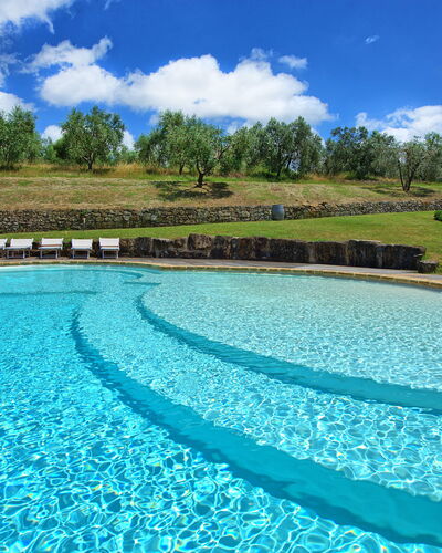 Villa Ferdinando: Nuage, Ciel, L'Eau, Plante, Jour, Piscine, La Nature, Bleu Azur, Paysage Naturel, Arbre
