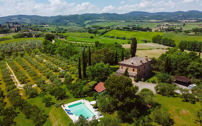 Villa Scianellone: Piscine, Arbre, Paysage, Zone Résidentielle, Vue Du Ciel, Recours, Photographie Aérienne, Biens, Aménagement Paysager, Conception