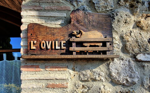 Poggiluglio: Bois, Mur, Le Fer, Rouille, Arbre, Roche, Maison, Brique, Fenêtre, Mur De Pierre