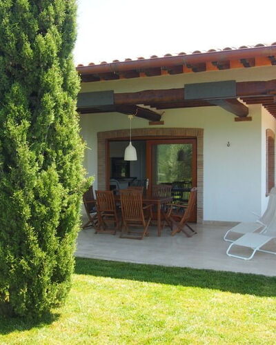 Villa Dei Cipressi: Propriété, Maison, Bâtiment, Immobilier, Pergola, Herbe, Arbre, Villa, Domicile, Arrière-Cour