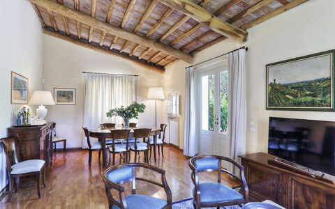 Le Pergole: Pièce, Propriété, Bâtiment, Meubles, Immobilier, Maison, Design Intérieur, Plafond, Table, Biens