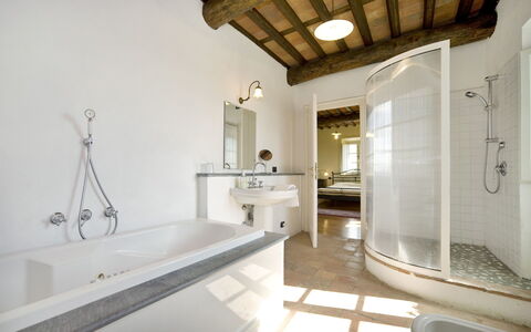 Teto: Propriété, Pièce, Salle De Bains, Design Intérieur, Bâtiment, Maison, Plafond, Architecture, Sol, Biens