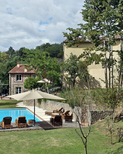 Angeloni: Propriété, Maison, Biens, Domicile, Immobilier, Bâtiment, Zone Résidentielle, Manoir, Villa, Piscine